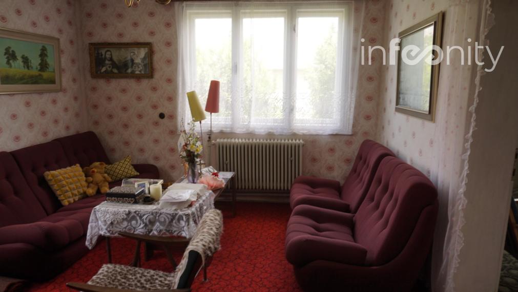 Udržiavaný dom v Nižnom Hrušove(PREDANÉ)