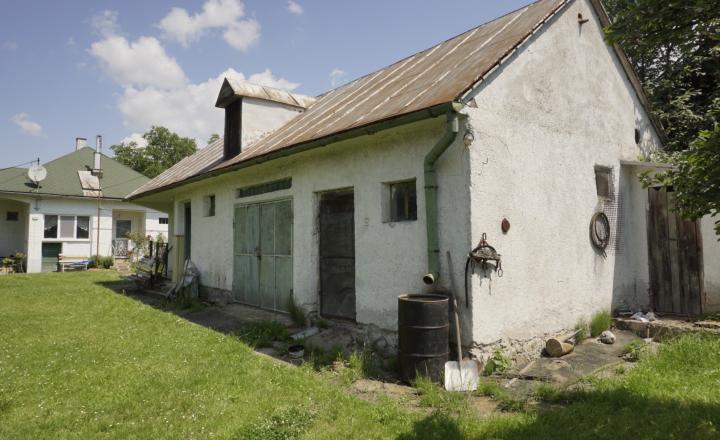 Udržiavaný dom v Nižnom Hrušove(PREDANÉ) - fotografia 3